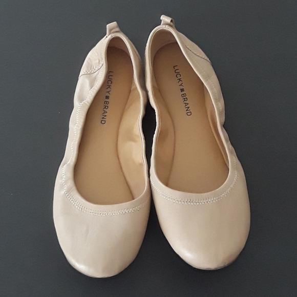 lucky brand nude flats